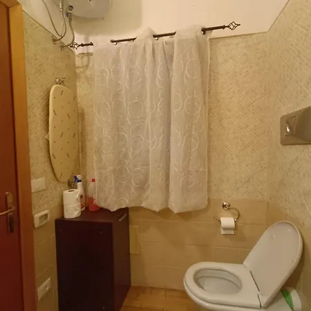 게스트하우스 Orchidea Stanza Privata In Condiviso 